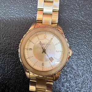 Michael Kors Gold-Tone Watch with Round Face MK5260
